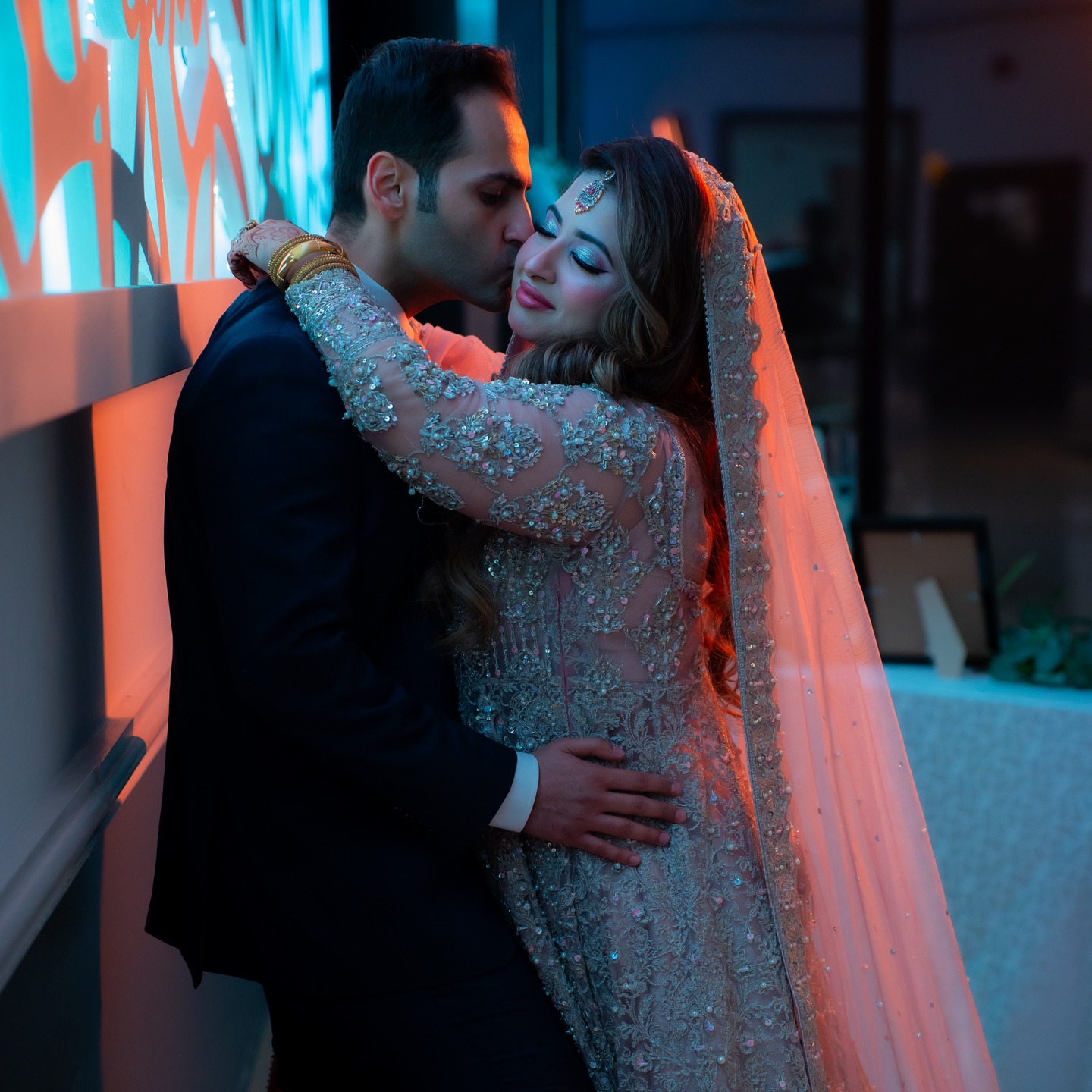 🎉 Celebrating Love: Mahnaz & Mohammad's Reception! 💍✨
An evening of elegance, laughter, and timeless memories as Mahnaz and Mohammad began their forever. From the intricate details to heartfelt moments, their love story came to life in the most magical way. 🥂💖
Thank you for letting us be part of your beautiful journey. Here's to a lifetime of happiness, joy, and love! 🌹
📸 Captured by: The Spark Studios
🎥 Videography | Photography | Cinematic Moments
#TheSparkStudios #WeddingReception #LoveStory #SouthAsianWeddings #ElegantWedding #WeddingInspo #ReceptionGoals #CinematicWeddings #ForeverLove #WeddingPhotographer #WeddingVideographer #TimelessMemories